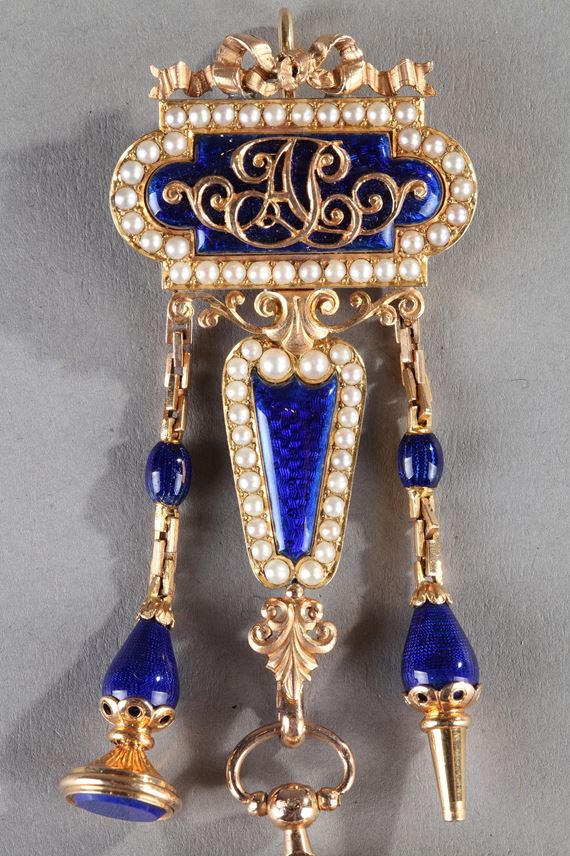 Morel &amp;  Cie - Chatelaine and watch in gold, pearls and enamel | MasterArt